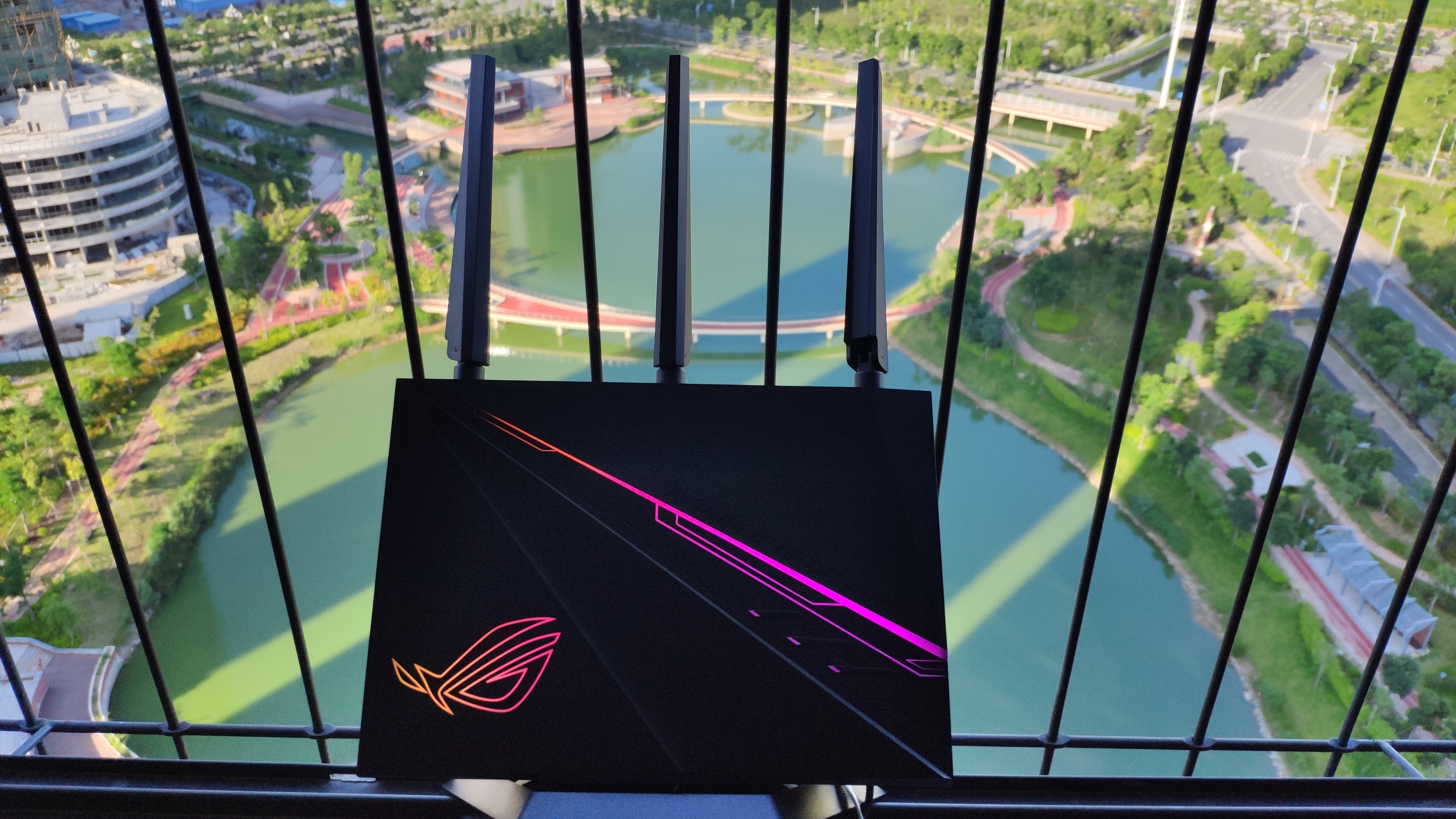 华硕roggt-ac2900电竞路由器,华硕rgbgt2900路由器怎么样