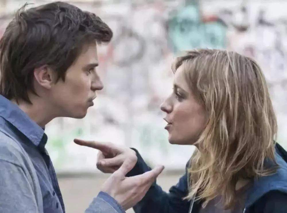 对付小人不需要翻脸几招就够了,遇到不要脸的小人应该怎么对付