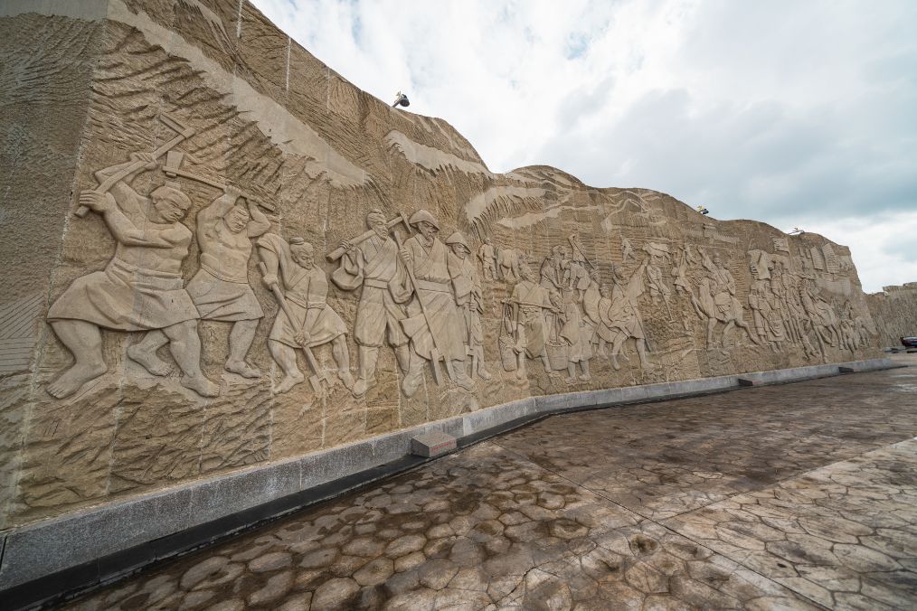 她是滔滔千里黄河的宠儿,阴山之下、河套之上的掌上明珠