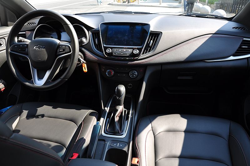 全新雪佛兰科鲁泽48v轻混系统讲解,雪佛兰科鲁泽48伏轻混可以入手吗