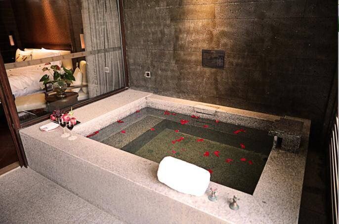 漳州周边3天2夜温泉酒店,漳州日月谷温泉度假村住宿