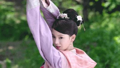 唐人影视旗下艺人陈瑶,唐人影视现在更捧陈瑶