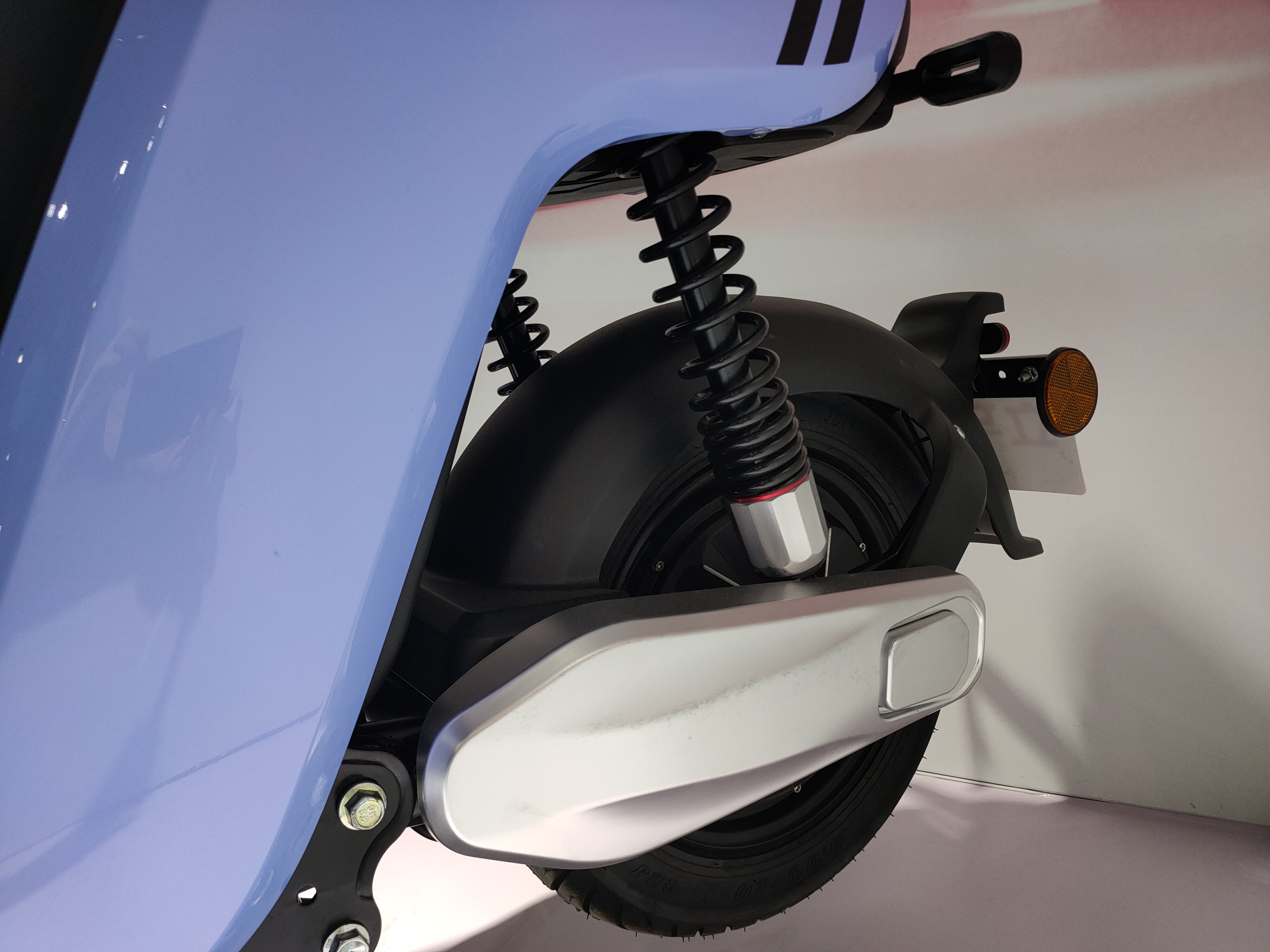 动力最好的电轻摩,操控舒适性电摩最好的有哪些