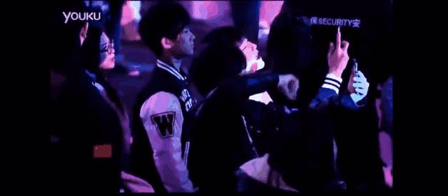 关晓彤有多喜欢贾斯汀比伯,关晓彤追星成功鹿晗反应