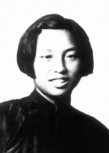 中国坚强不屈的女英烈影片,为共和国牺牲的革命女英烈