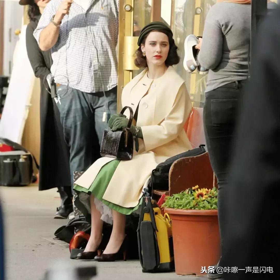 来认识一下宇宙第二时尚博主|5000件衣服只够穿一季