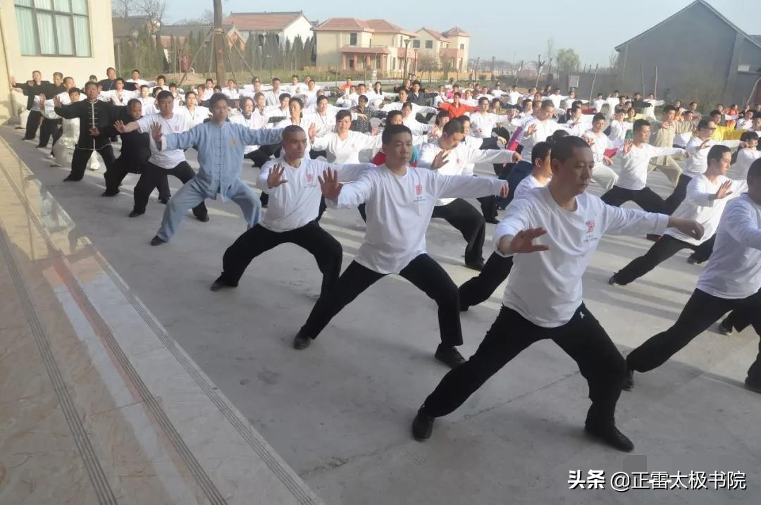 太极拳的开髋方法,太极拳开腰胯练习方法