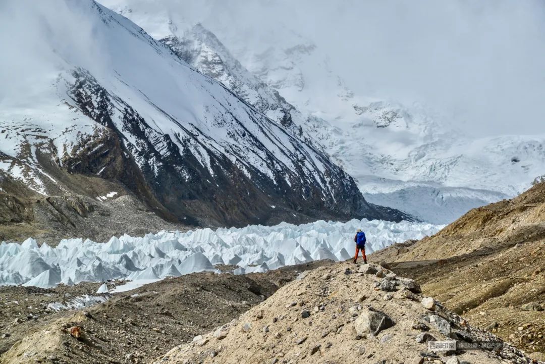 没时间废话了，快去希夏邦马