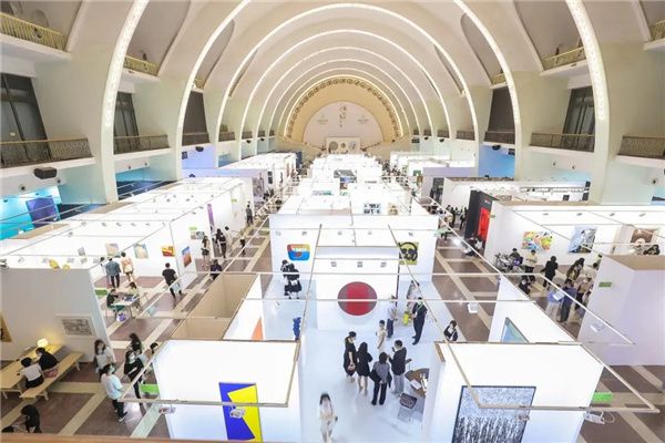 捷报！2021JINGART艺览北京疫情后首度火爆点燃总销售额千万以上