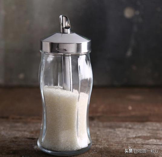 吃了这么多年的红糖,绵白糖和白砂糖的区别在哪里