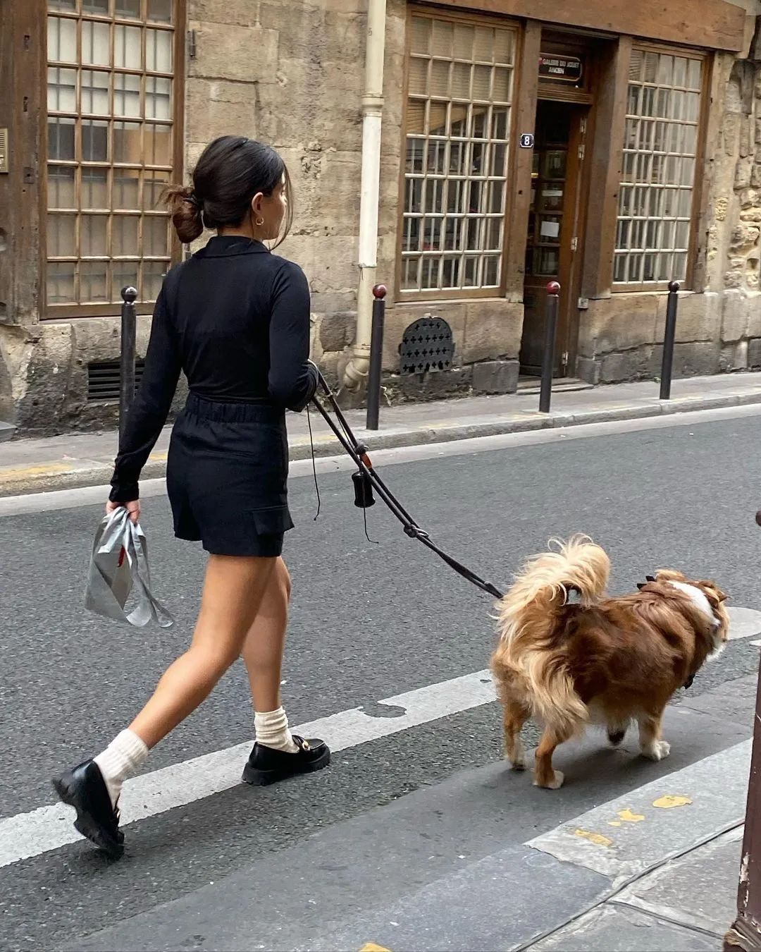 今年流行什么样的乐福鞋 (今年流行的乐福鞋都有什么样的)