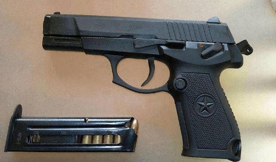 美军和解放军单兵装备比较,解放军和美军的装备对比