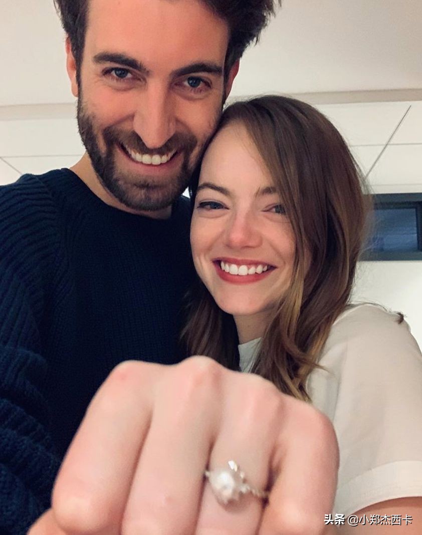 石头姐婚姻近况,身价2亿的石头姐