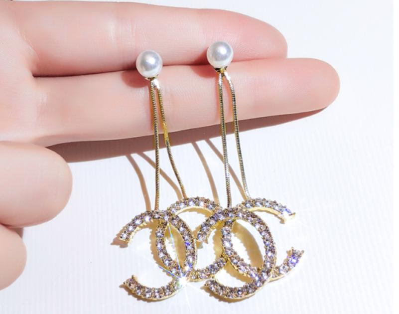 《浪姐2》土味小笼包陈妍希意外开挂，撞脸地表最强洋娃娃...