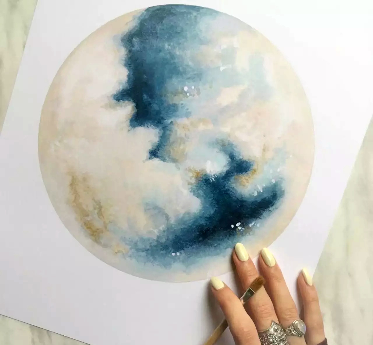 画中秋节的月亮怎么画,画太阳白云星星月亮彩虹怎样画