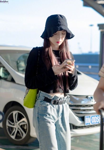 假期出游怎么穿搭衣服好看,出游最百搭的穿搭