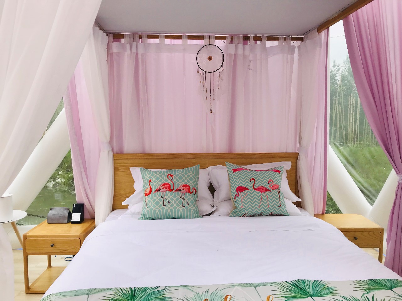 打卡最爱的水上泡泡屋，你最关心的18个问题都在这