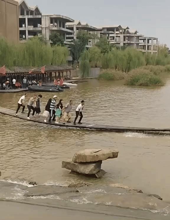 盘点那些意外去世的网红们,为了流量而牺牲自己的网红