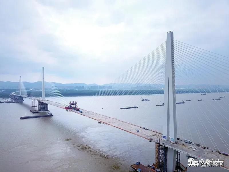 高性能混凝土技术发展和应用初探,超高性能混凝土的应用现状