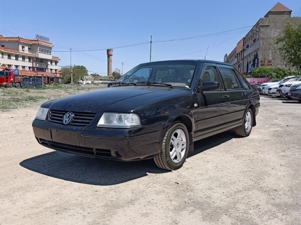 现在老桑塔纳还值得买吗,十年桑塔纳还值得买吗