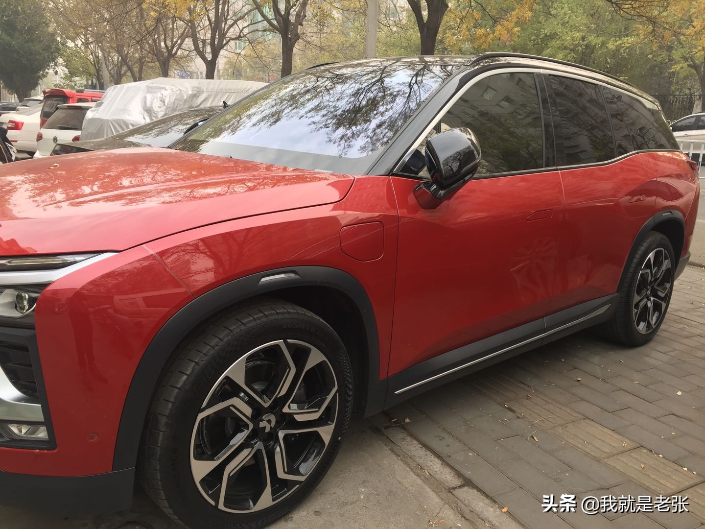 新车有没有必要贴车衣,新车隐形车衣还是贴改色车衣