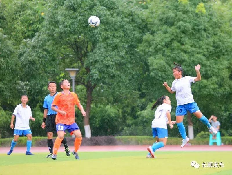 铿锵玫瑰女足亚洲杯,铿锵玫瑰中国女足亚洲杯夺冠