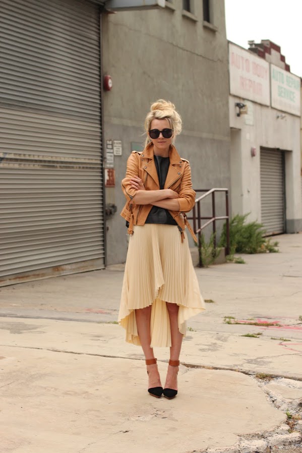 秋天穿棕色高级又洋气,棕色系搭配优雅时髦又显气质