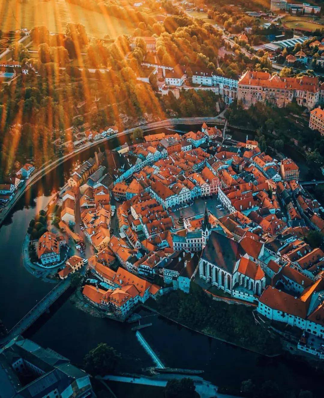 东欧哪个国家旅游比较便宜,欧洲东欧旅行