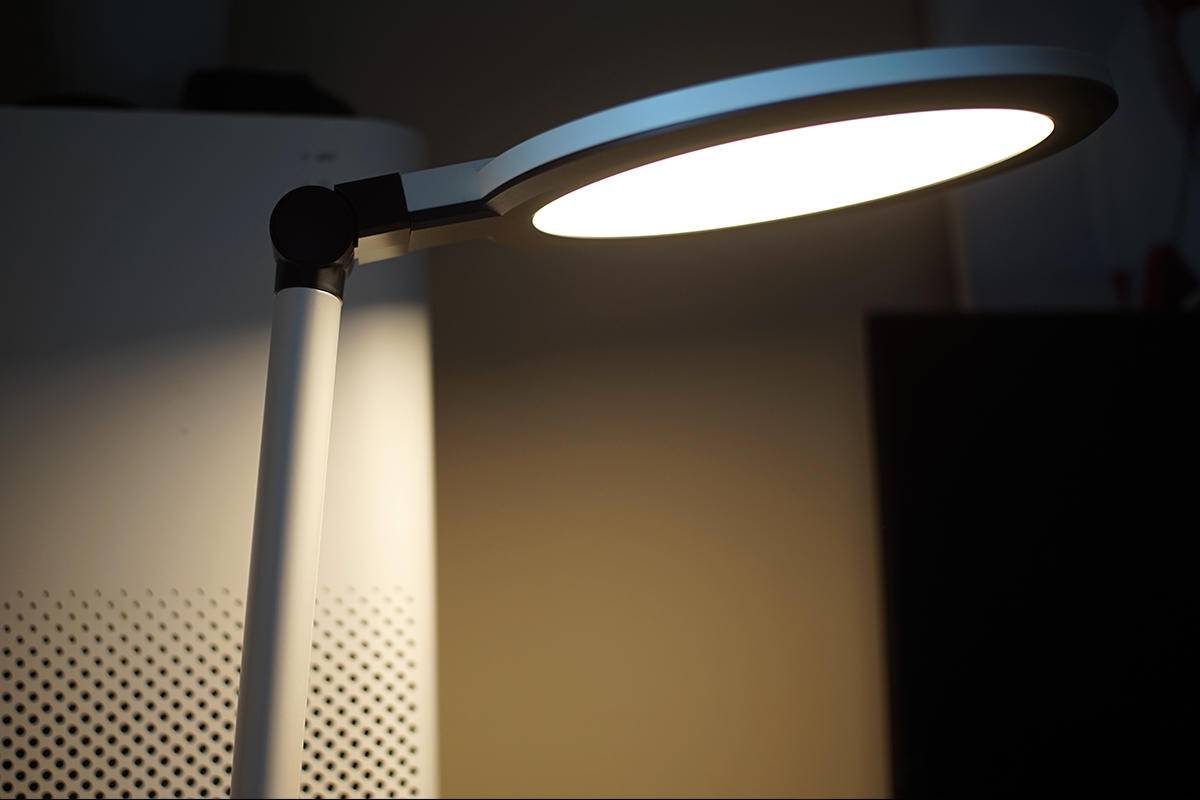 护眼台灯点评,宜美护眼台灯推荐