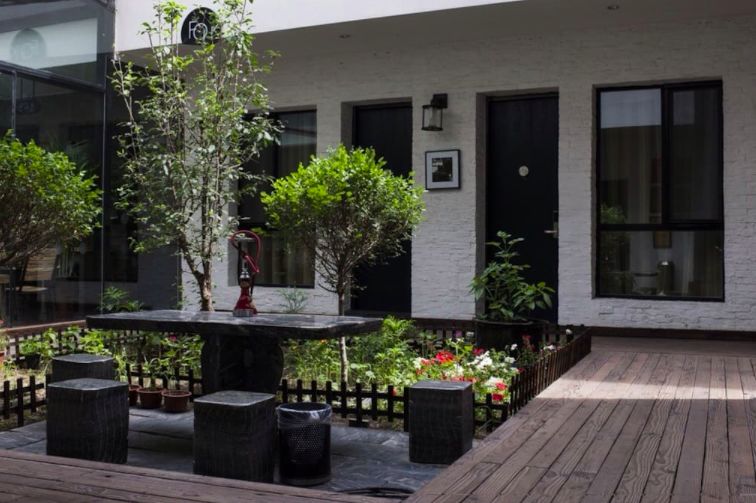 民宿365近期10家大热的极简民宿,西北风格民宿