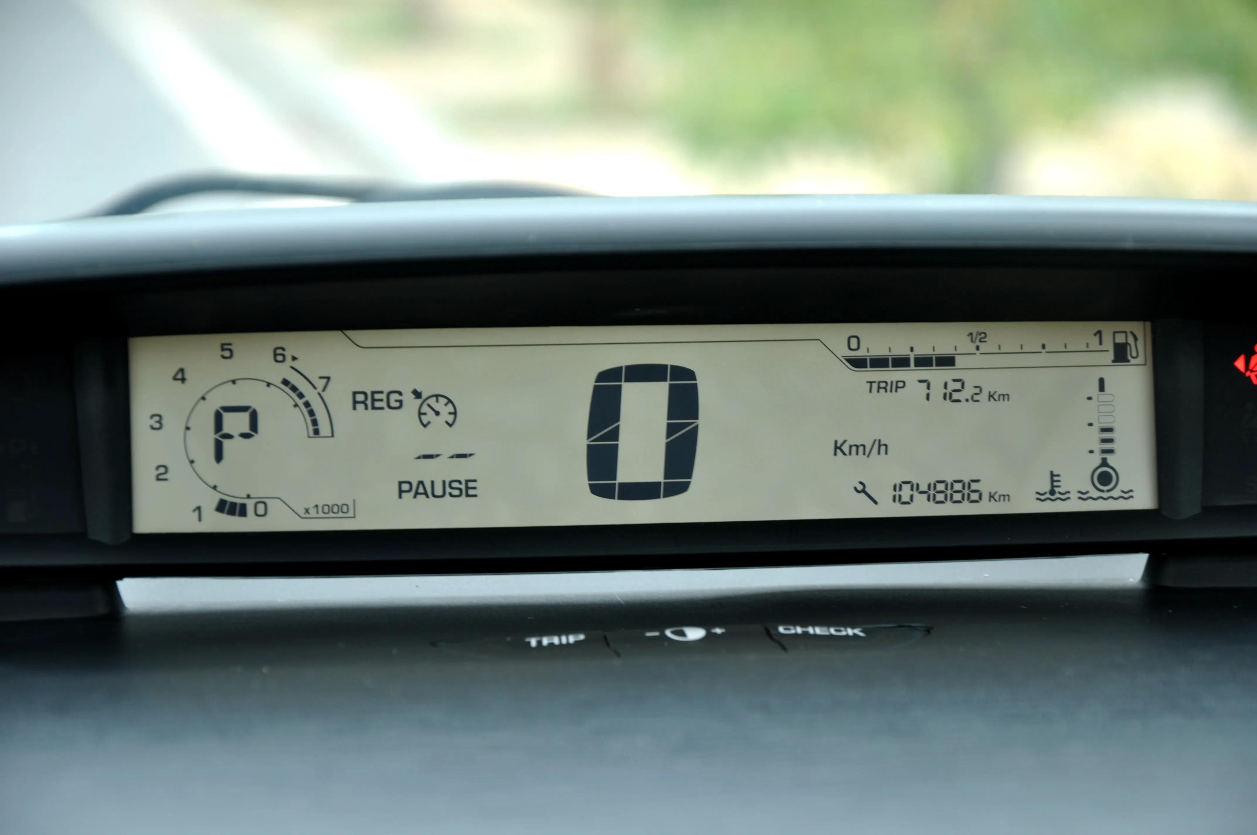 2011雪铁龙世嘉,法式浪漫雪铁龙