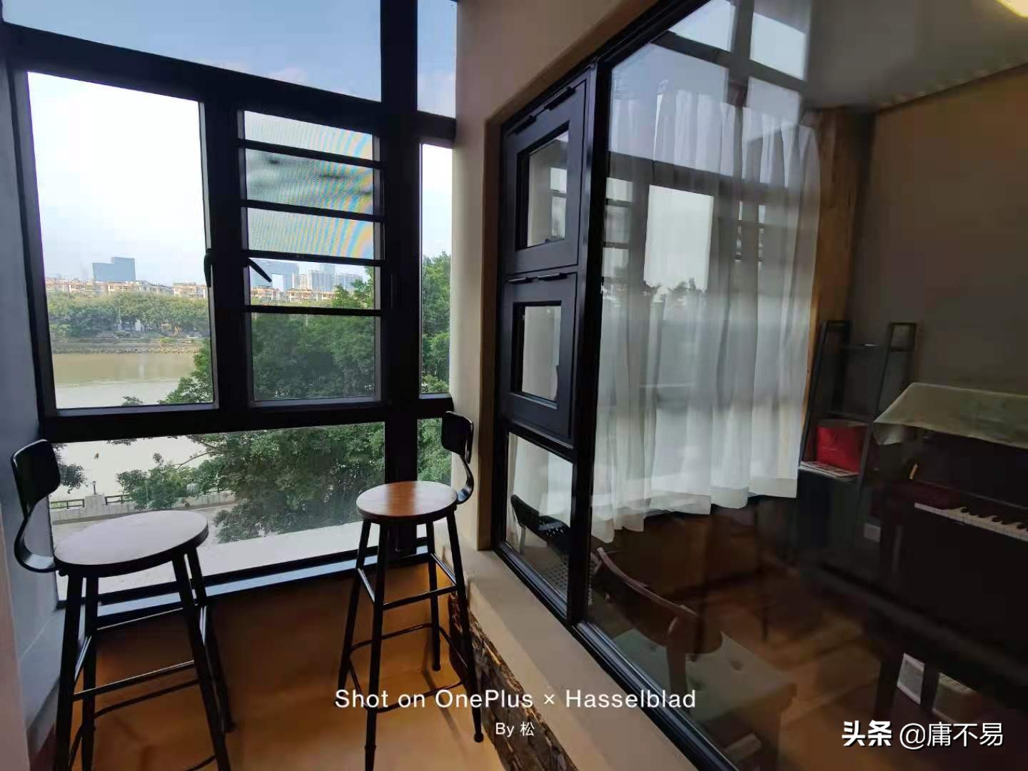 这样默默存在13年的琴行，能否让陷入焦虑的你高看一眼？