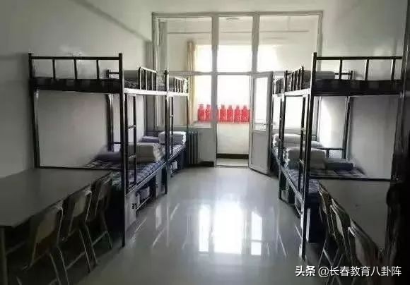 全国高校宿舍奢华排行,各个学校宿舍大比拼