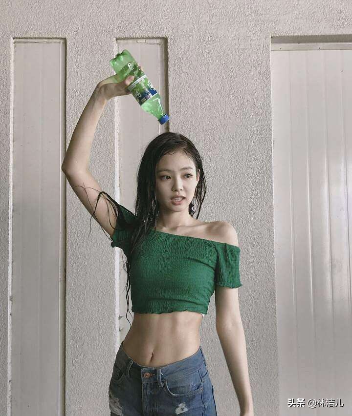 沈梦辰和吴昕撞衫,沈梦辰穿搭最新香奈儿