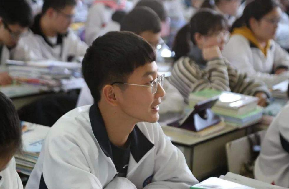 成都优秀高中排名,成都高中2021重本率排名完整