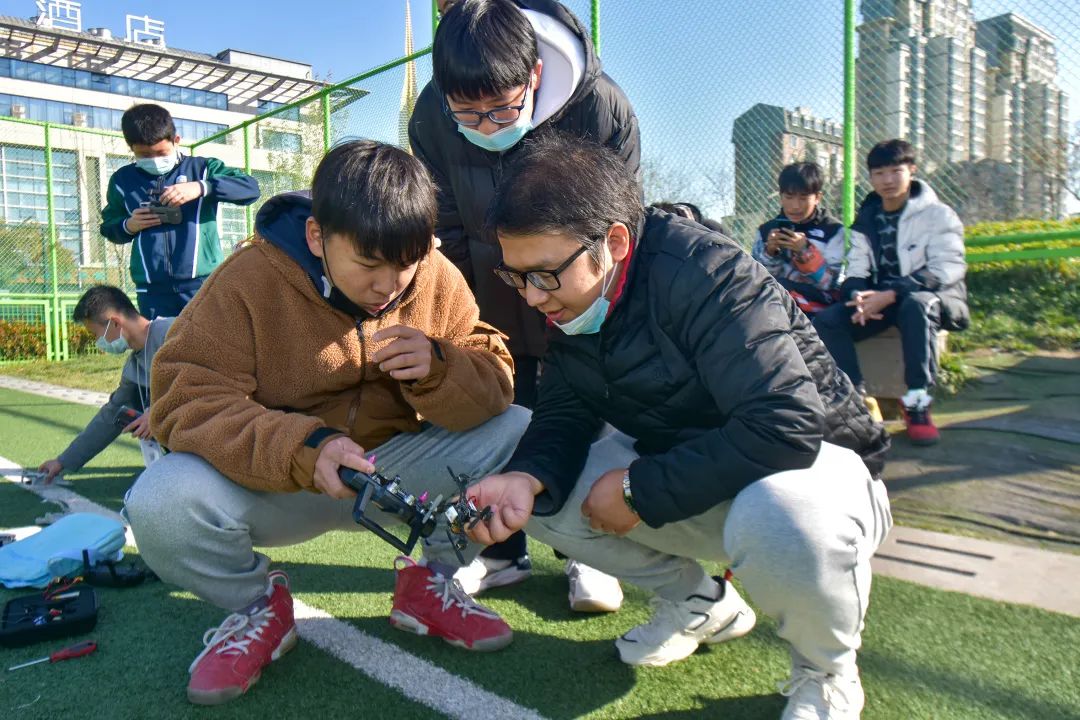 “疆”遇良才!滨城泰达校企合作,科技助力学生“飞天”梦