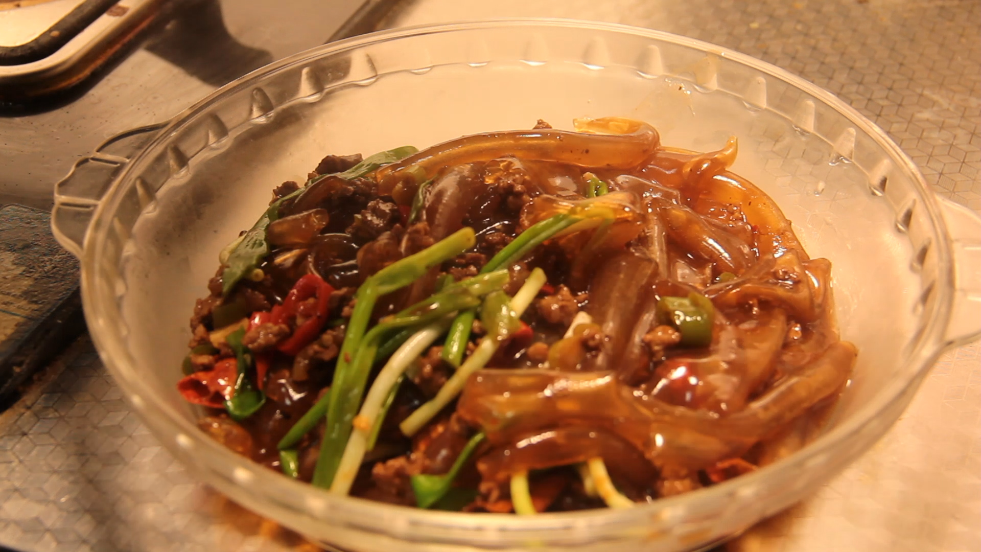 粉皮肉最简单的做法,肉末蒜焖粉皮最简单的做法