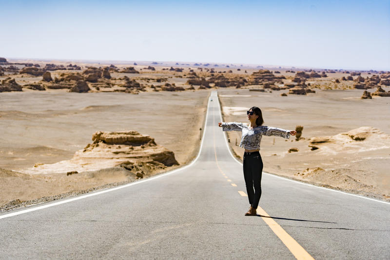 涓夊ぉ涓濈桓涔嬭矾鏃呮父鏀荤暐,涓夊ぉ绌胯秺鍖楃枂1000鍏噷