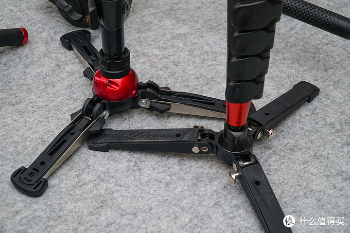 如何选择摄影独脚架,独脚架和三脚架怎么选