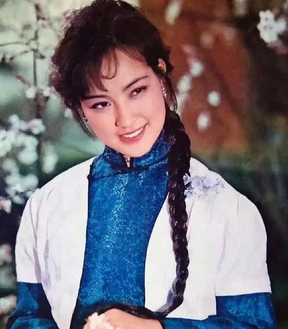 八九十年代的女明星挂历,复古又雷人,都是青春的记忆,好怀念啊