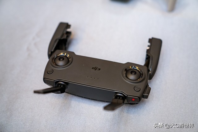 大疆御mavicmini无人机价格,大疆御mavic2无人机评测