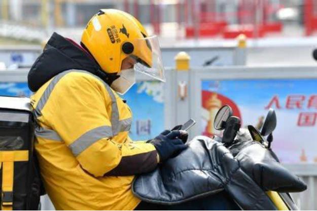 外卖骑手如何月入过万,外卖骑手月入一万要工作多少时间