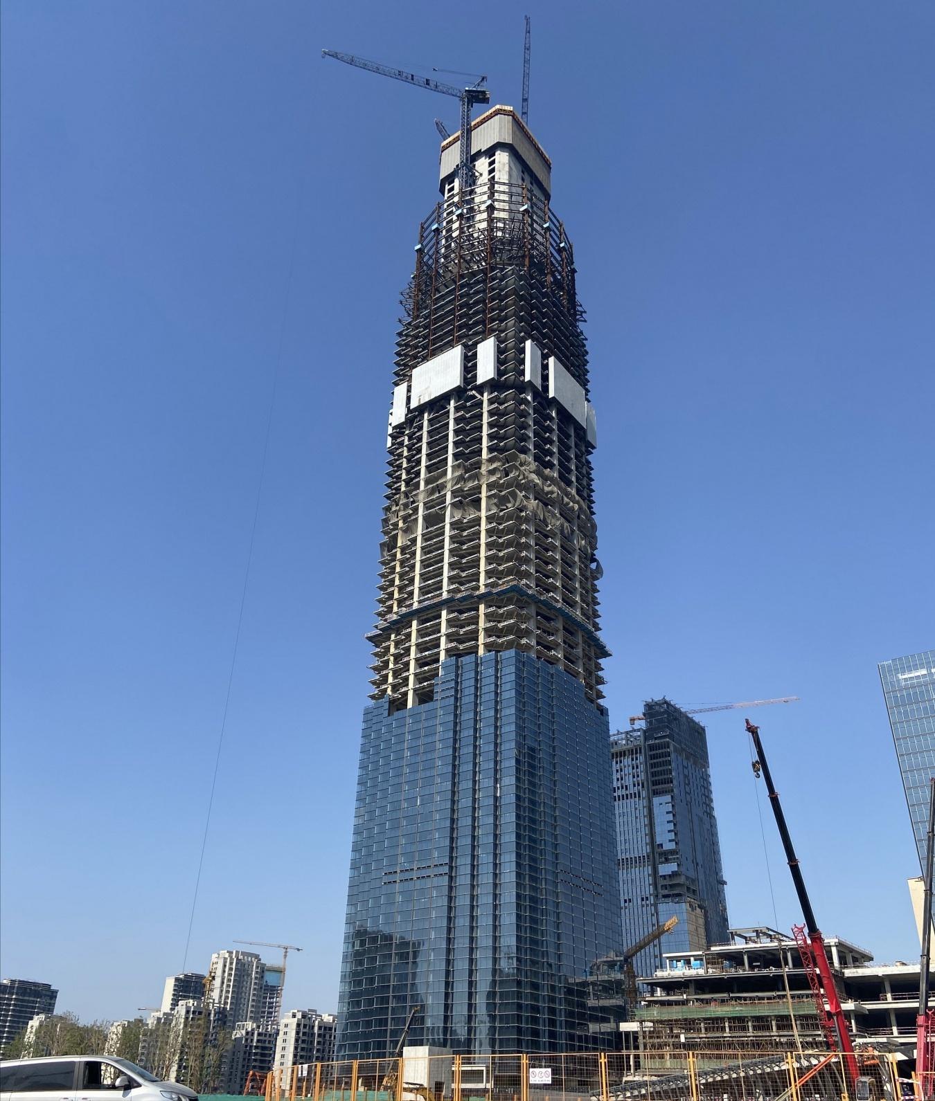 济蓉镐—在建400米级超级地标快速拔高！摩天缔造者绿地实力彰显