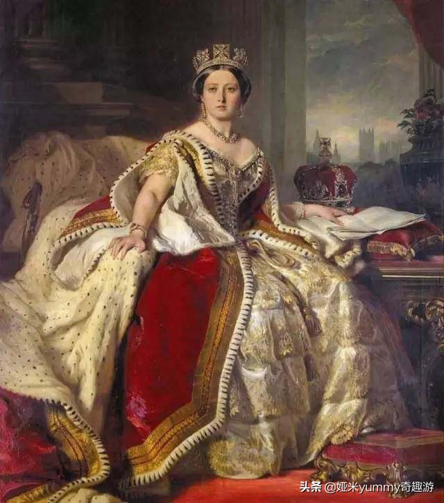 白金汉宫是女王的宫殿吗,伊丽莎白二世白金汉宫阳台