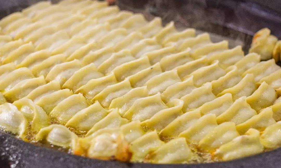 2019魔都锅贴测评滚烫出炉!