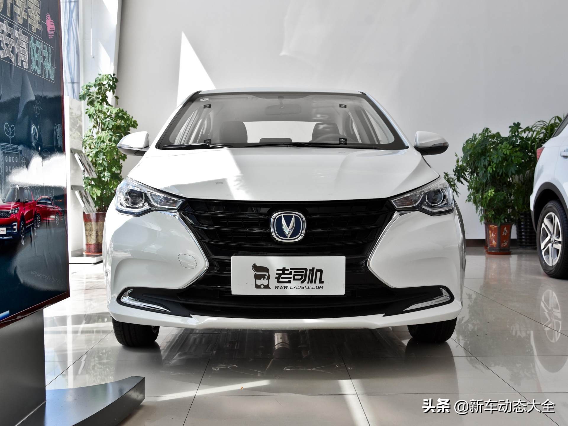 价格便宜还好停车,保养成本低油耗低,实拍悦翔