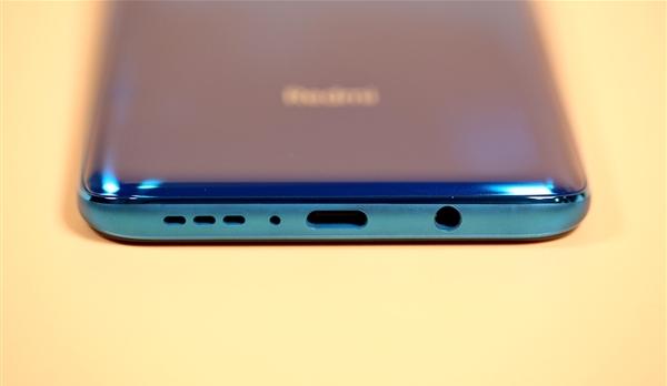 2022年1500左右5g性价比高的手机,两千块买5g手机不如选这款4g旗舰