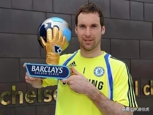 近视的足球运动员怎么办,饱受伤病困扰的球员