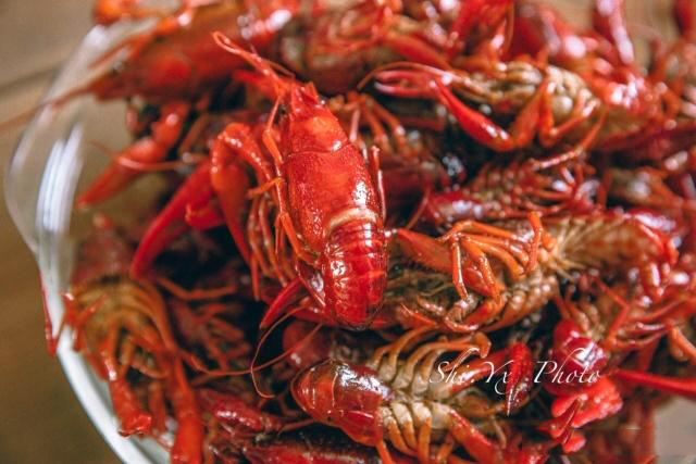 盱眙龙虾抽虾线吗,想吃新鲜海鲜没有虾线的盱眙龙虾