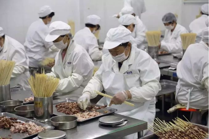 18平小店月销1800万营销方案,18平服装店一年收入